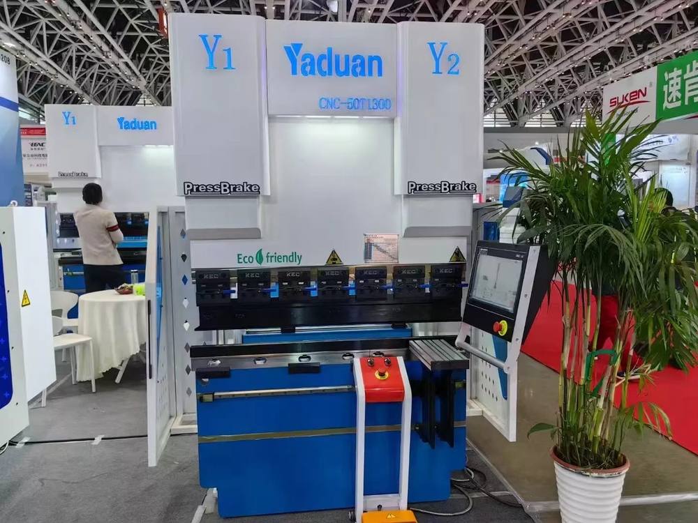KECMT booth at the Xi'an Metal Fab Machine exhibition 2025, photo 3