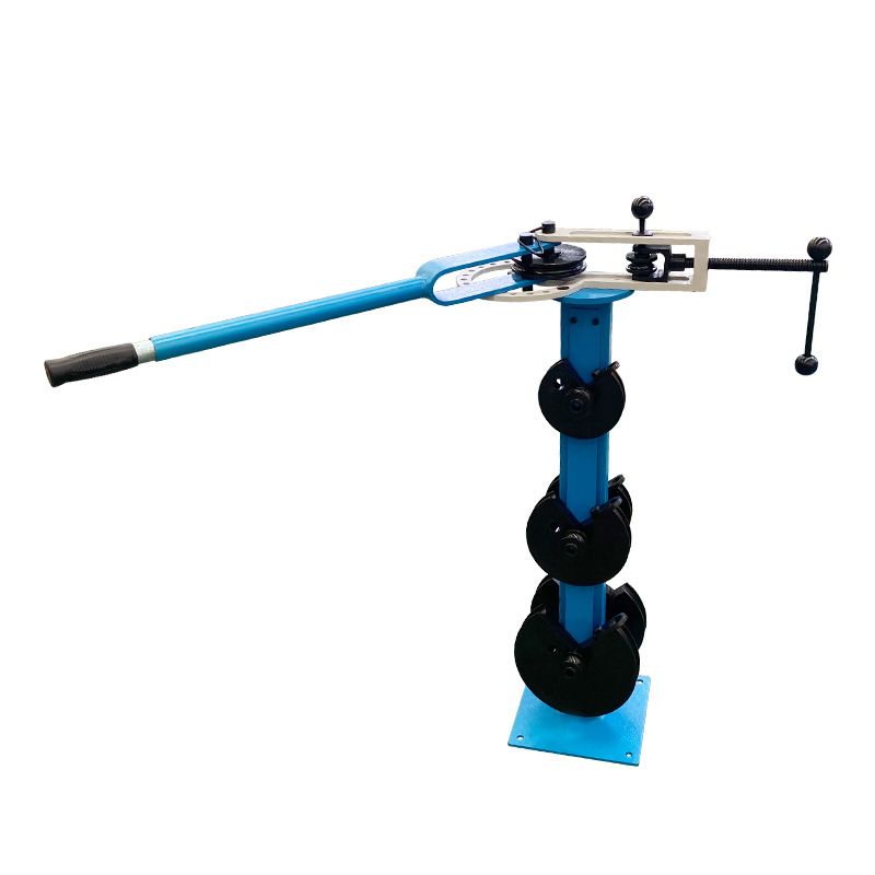 Enhanced manual pipe bender with lever and die set