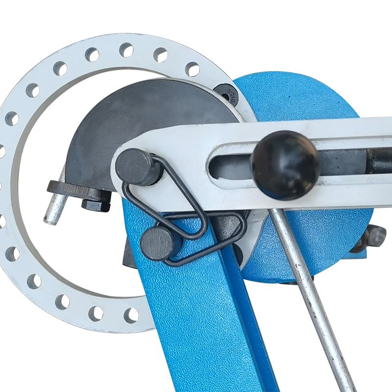 Enhanced manual pipe bender with die set